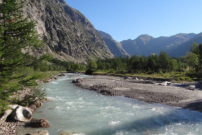 mt-blanc-guided-stream